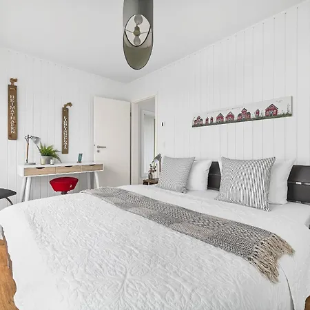 Schleikubus – Ihr Schwimmendes Ferienparadies Im Ostseeresort