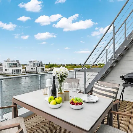 بيت للعطل Schleikubus - Ihr Schwimmendes Ferienparadies Im Ostseeresort