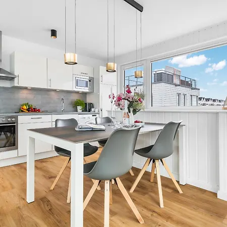 Schleikubus – Ihr Schwimmendes Ferienparadies Im Ostseeresort * Olpenitz