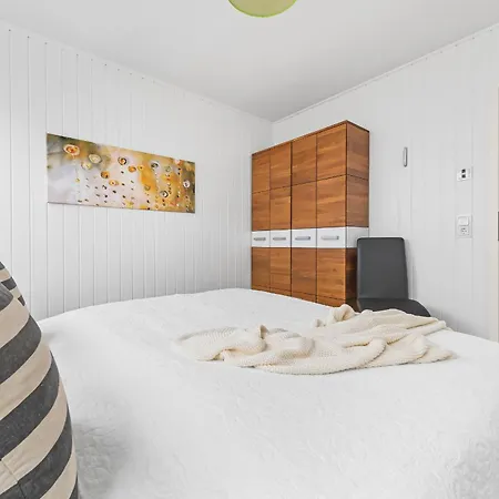 Schleikubus – Ihr Schwimmendes Ferienparadies Im Ostseeresort