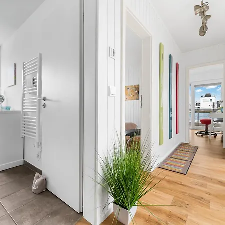 Schleikubus - Ihr Schwimmendes Ferienparadies Im Ostseeresort أوبلينتيز