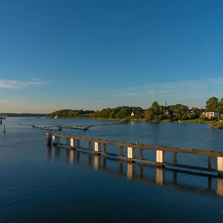 Schleikubus – Ihr Schwimmendes Ferienparadies Im Ostseeresort