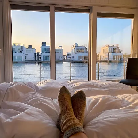 Schleikubus – Ihr Schwimmendes Ferienparadies Im Ostseeresort Olpenitz