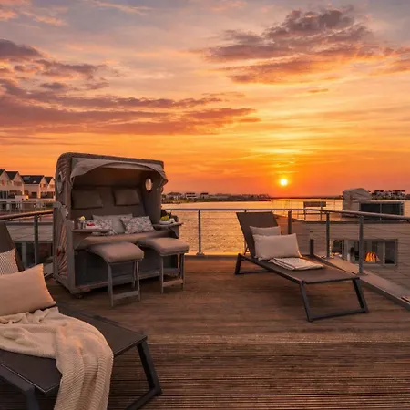 Schleikubus – Ihr Schwimmendes Ferienparadies Im Ostseeresort Ferienhaus