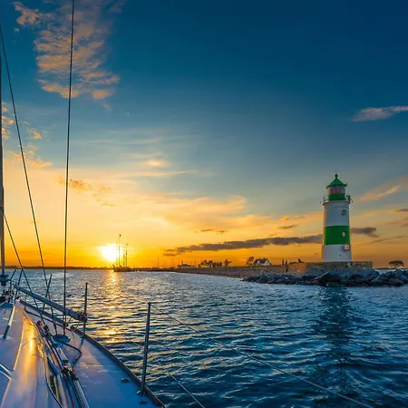 Ferienhaus Schleikubus – Ihr Schwimmendes Ferienparadies Im Ostseeresort